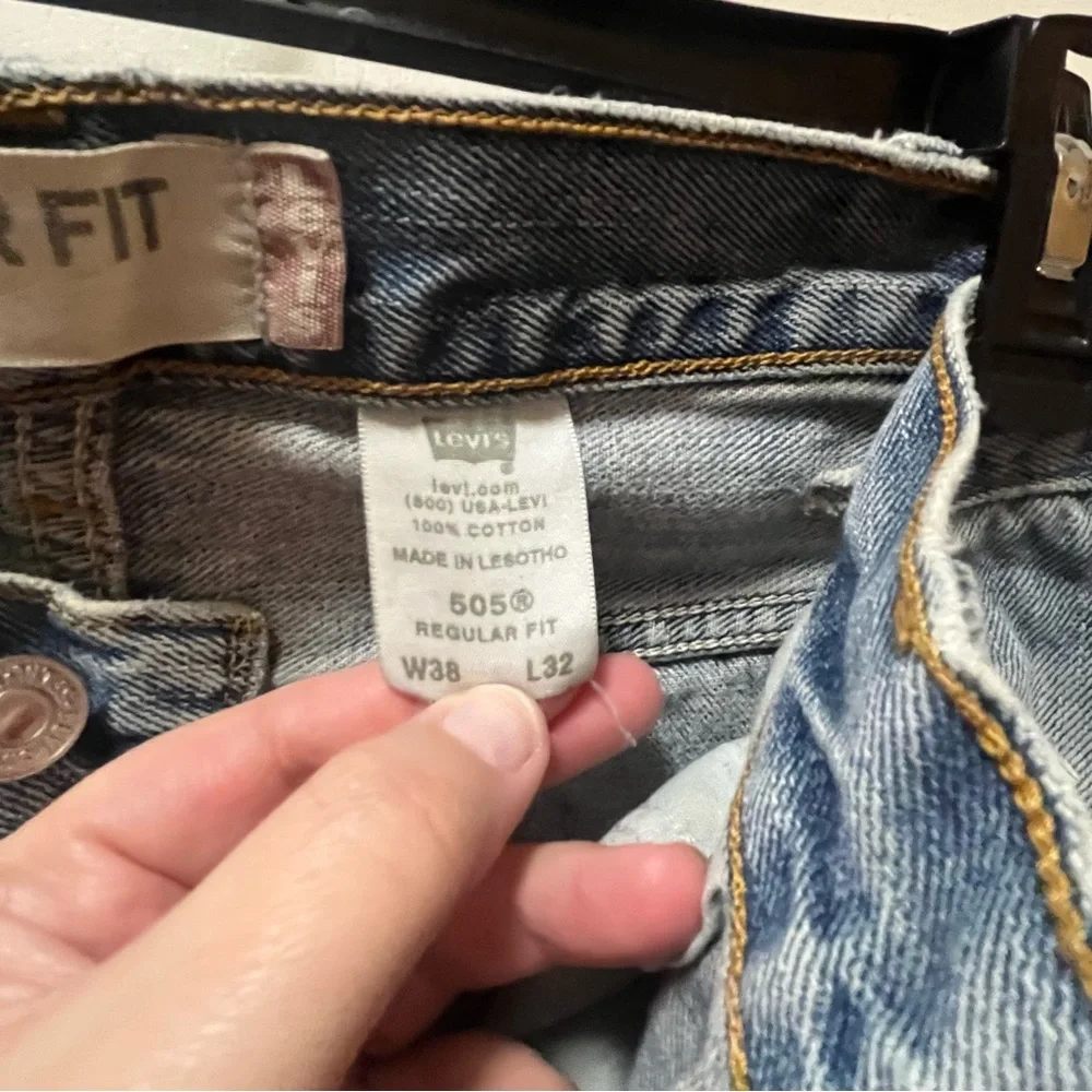 Levi's 505 Regular Fit Blue Straight Jeans with Distressed Details.38x32